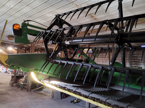 2022 John Deere HD45R Header Combine