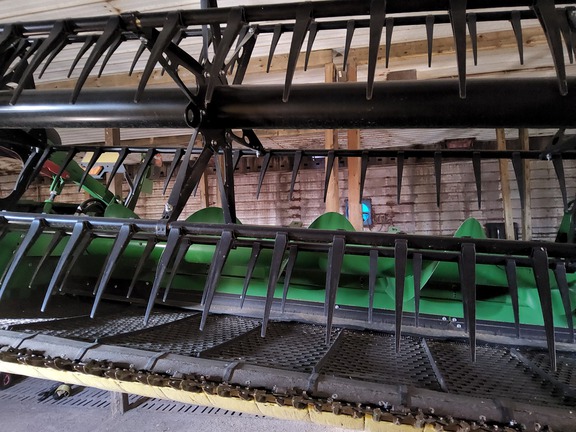 2022 John Deere HD45R Header Combine