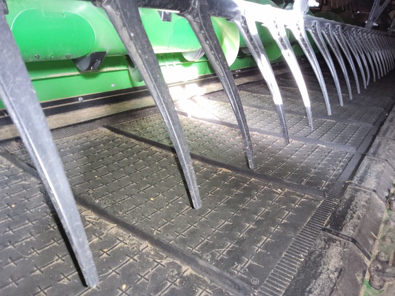 2022 John Deere HD45R Header Combine