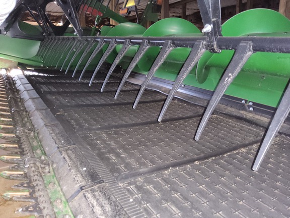 2022 John Deere HD45R Header Combine