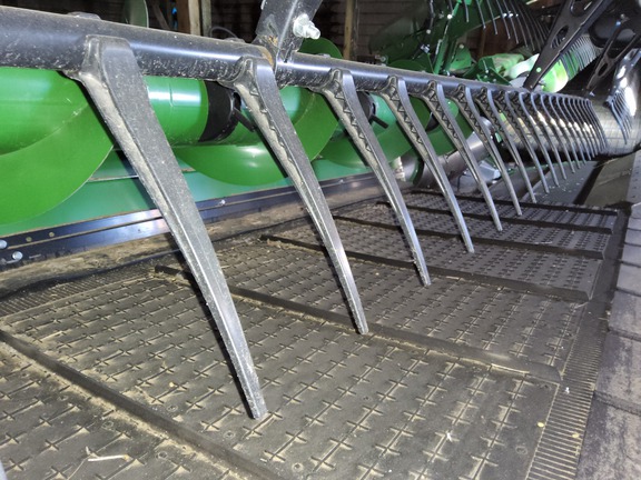 2022 John Deere HD45R Header Combine