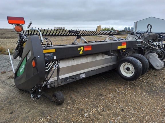 2022 MacDon FD240 Header Combine