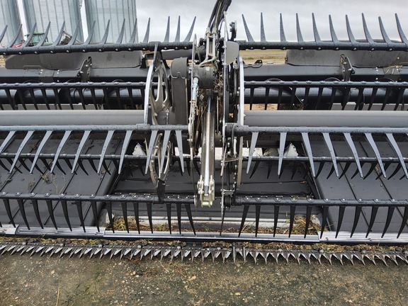 2022 MacDon FD240 Header Combine