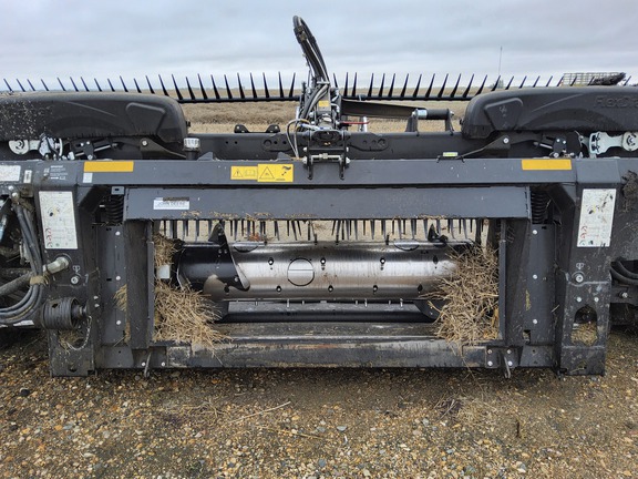 2022 MacDon FD240 Header Combine
