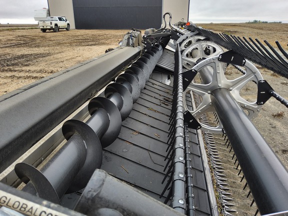 2022 MacDon FD240 Header Combine