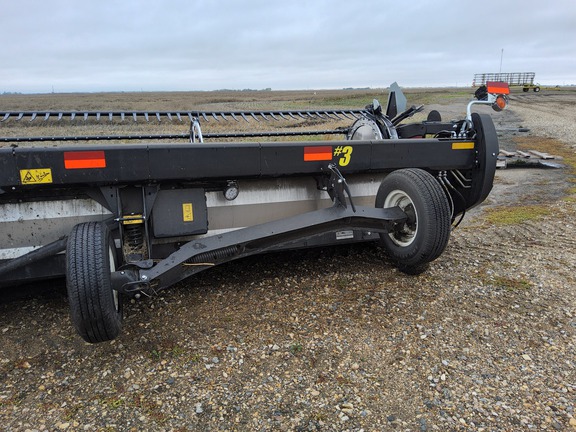 2022 MacDon FD240 Header Combine