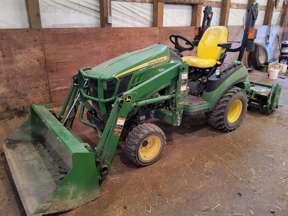 2013 John Deere 1025R Tractor Compact