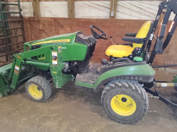 2013 John Deere 1025R Tractor Compact