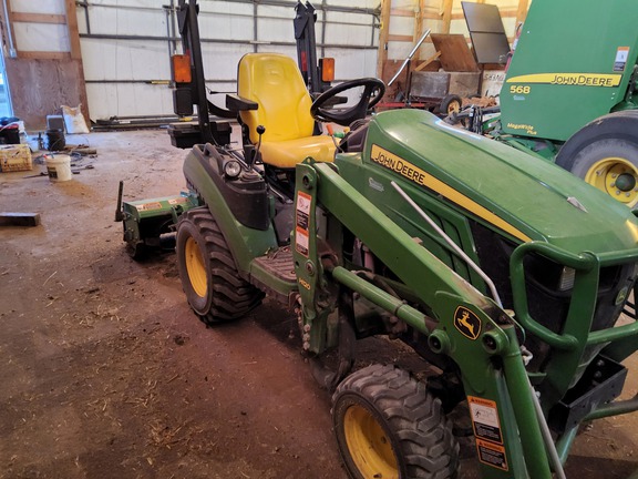 2013 John Deere 1025R Tractor Compact