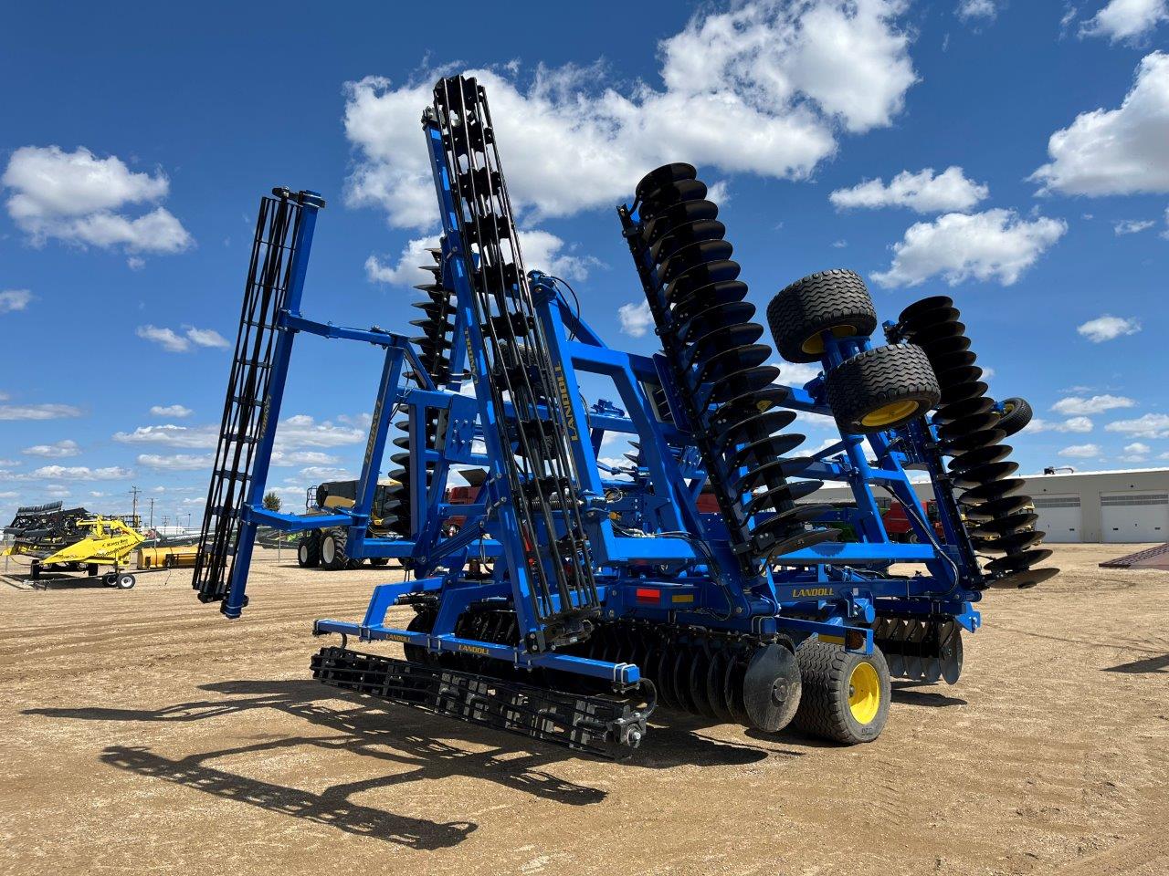 2024 Landoll 7530-35 Vertical Tillage