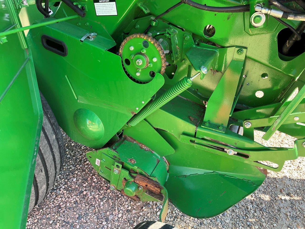 2017 John Deere 569 Baler/Round