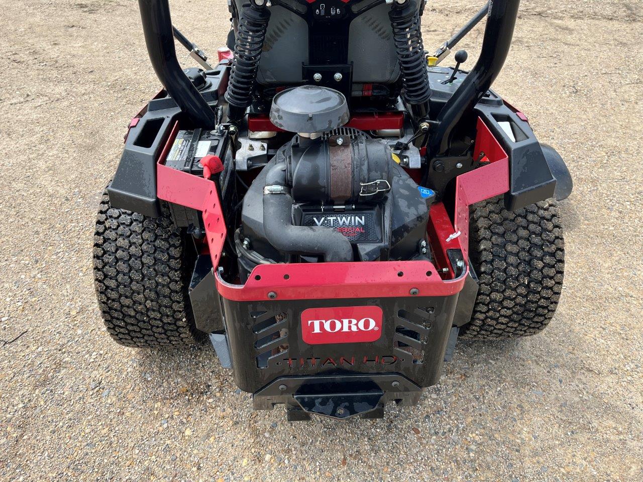 2018 Toro Titan HD 2000 Series MyRide (74467) Mower/Zero Turn