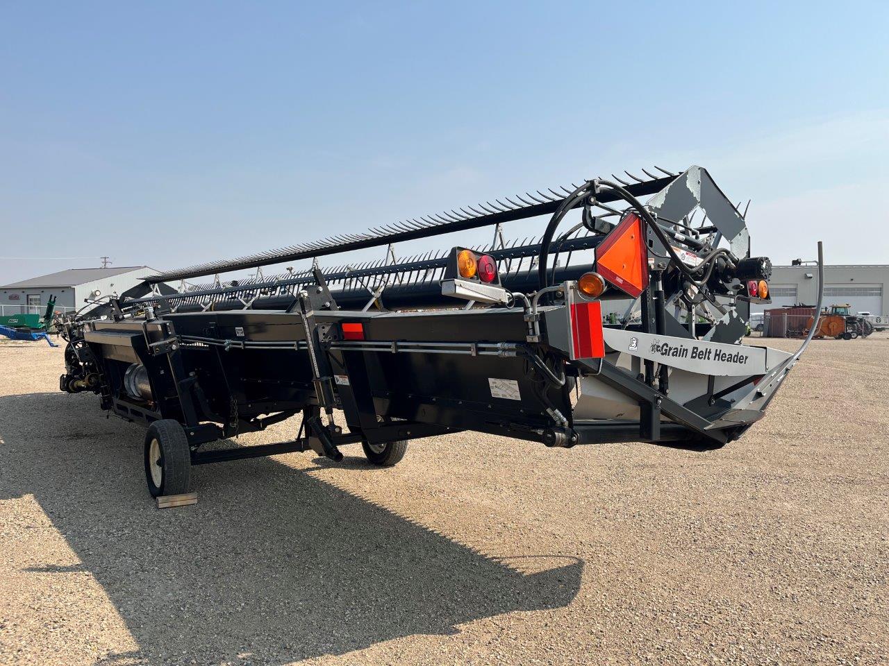 2011 Honey Bee SP36 SK AGCO-Gleaner Header Draper