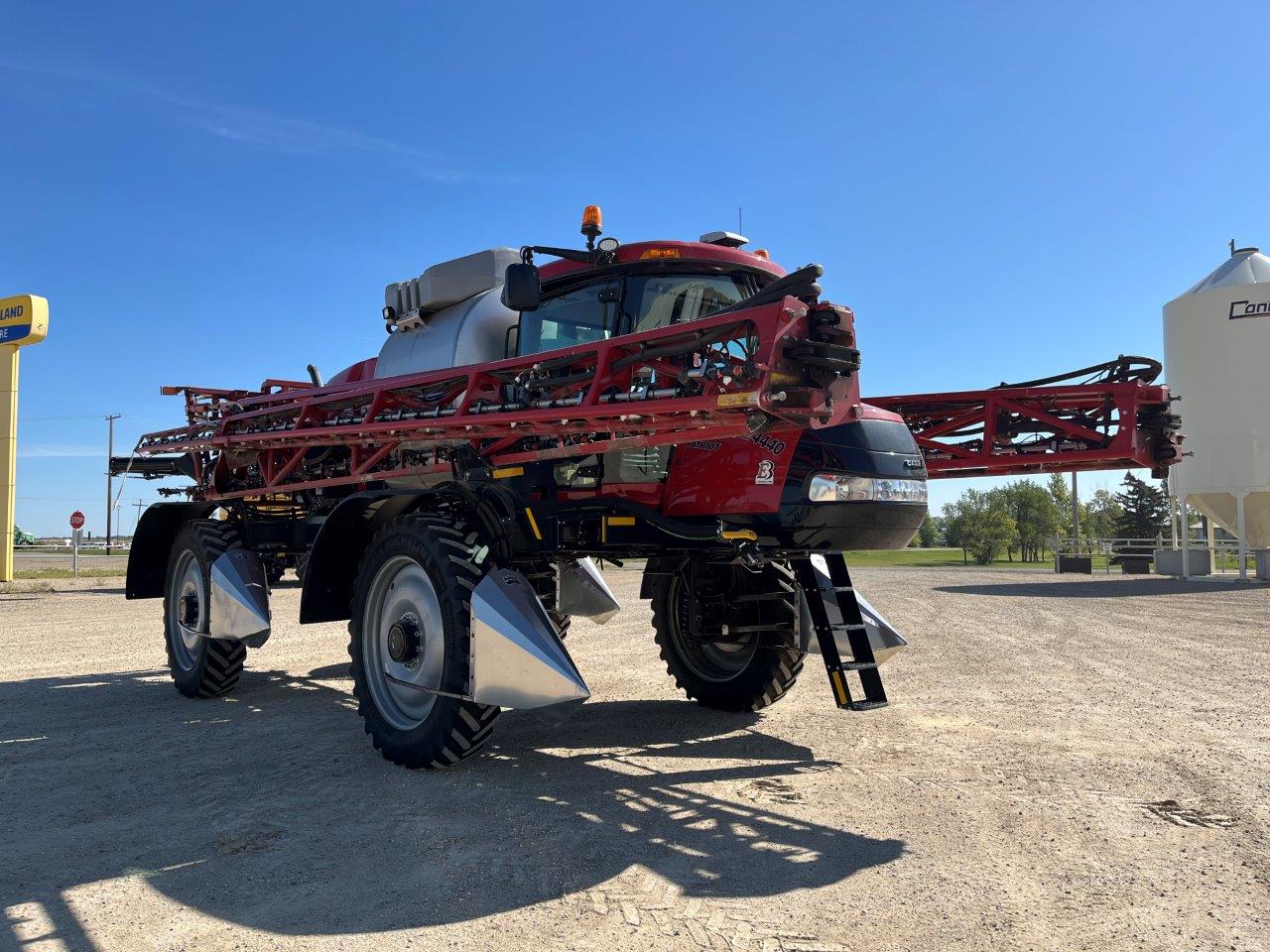 2022 Case IH Patriot 4440 Sprayer/High Clearance