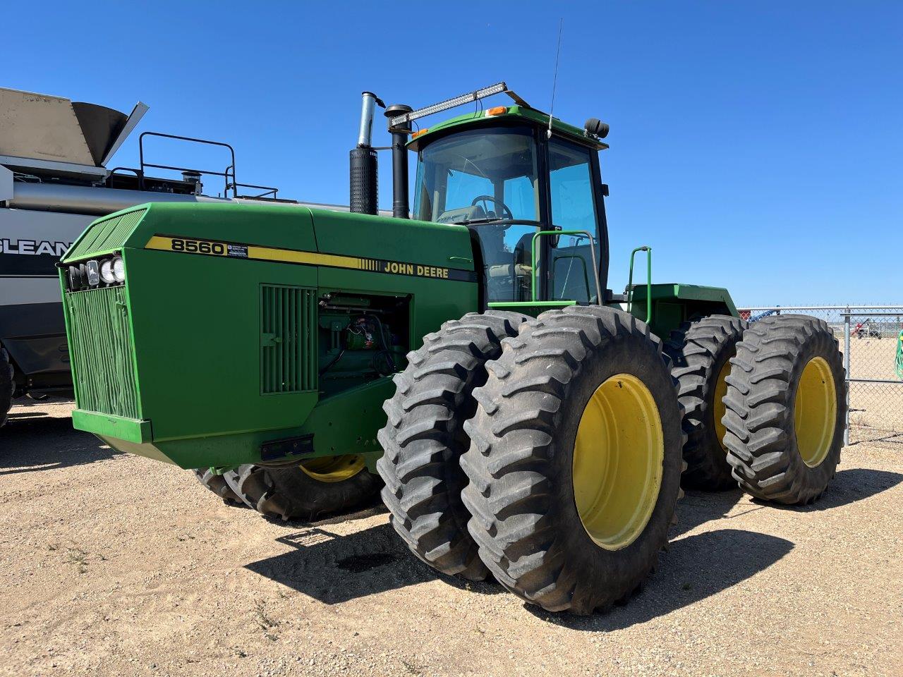 1990 John Deere 8560 Tractor