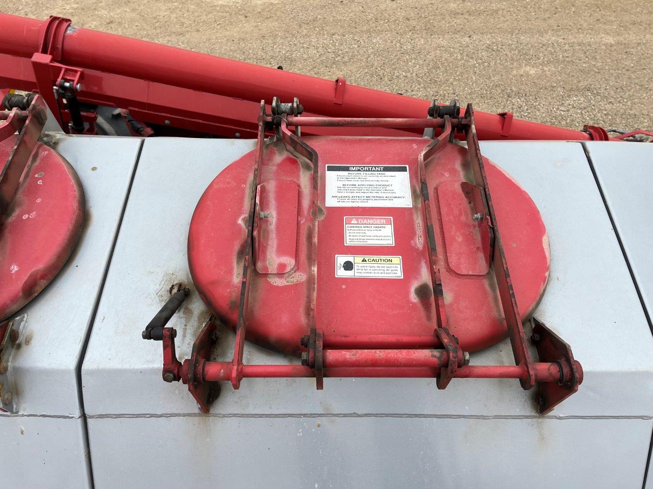 2006 Seed Master 6012 w/ 2017 Morris 91000ICT TBH Air Drill