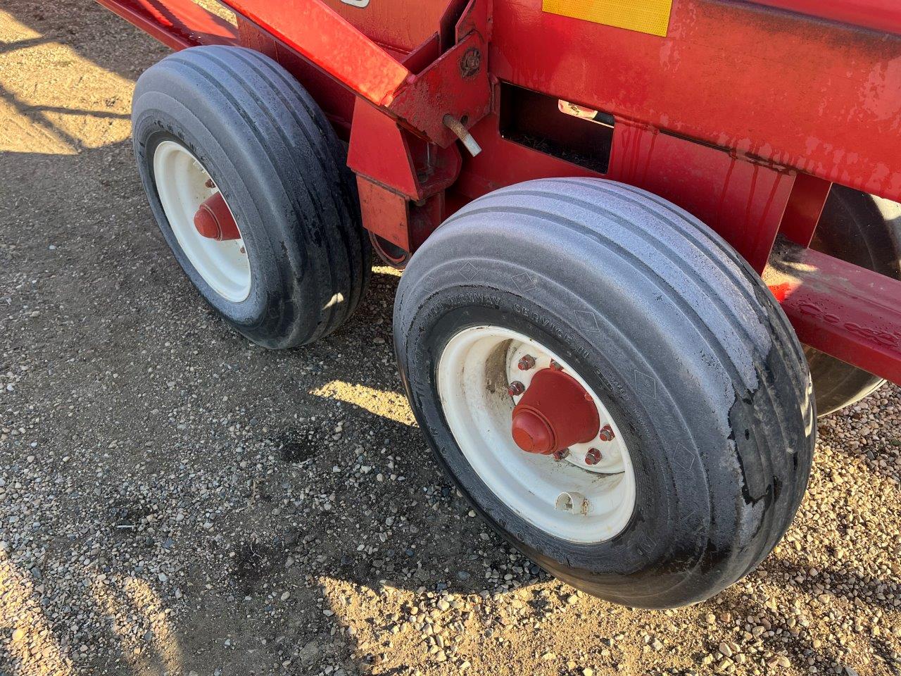 2014 Morris 1400 Bale Mover