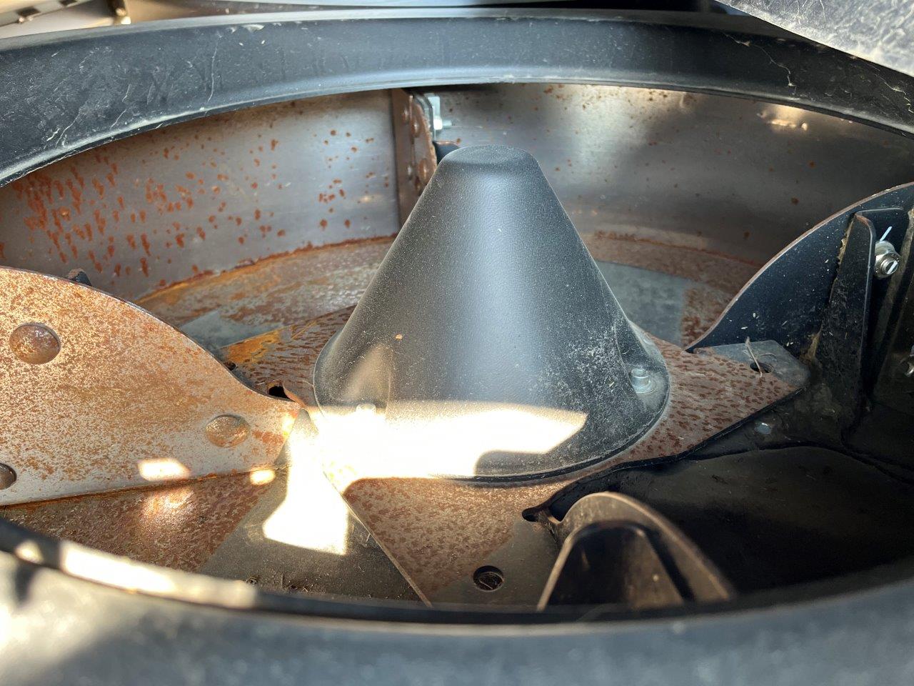 2024 New Holland CR8.90 Combine