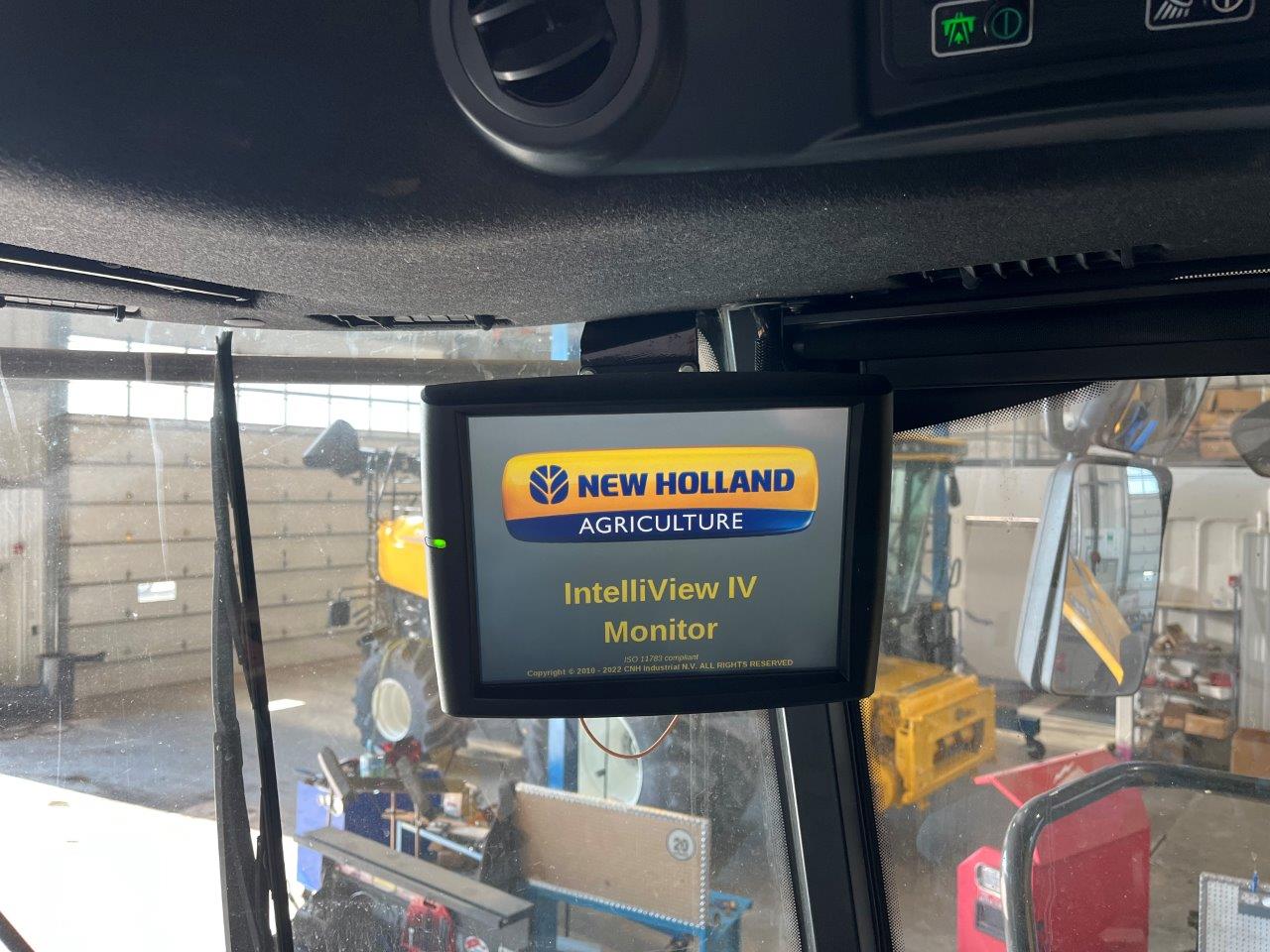 2023 New Holland CR9.90 Combine