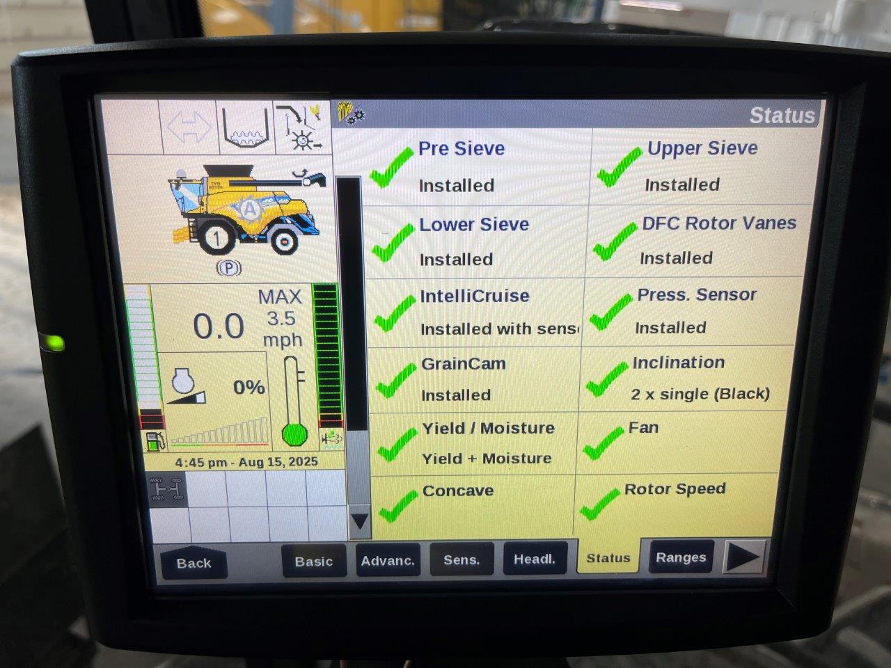 2023 New Holland CR9.90 Combine