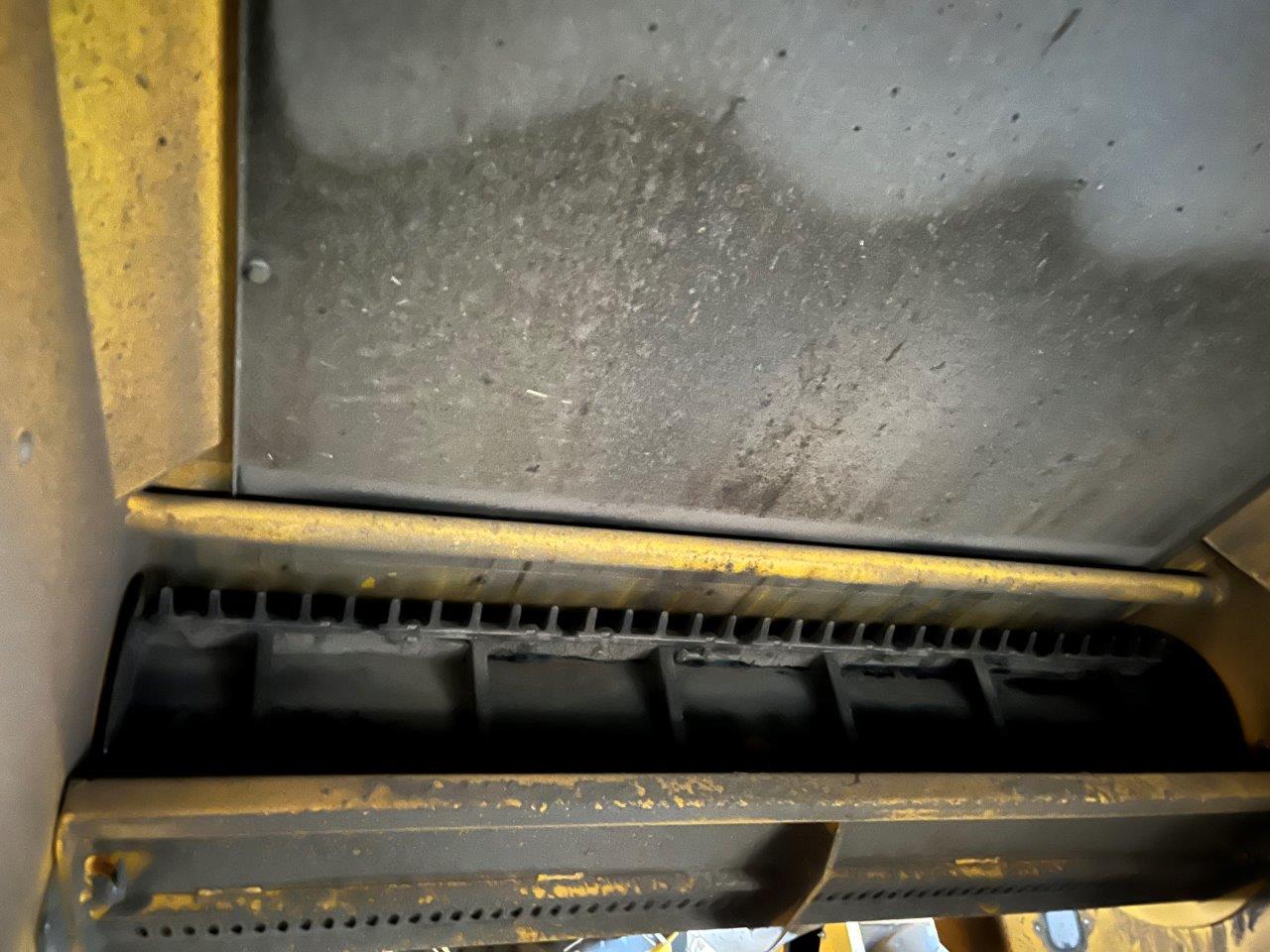 2023 New Holland CR9.90 Combine