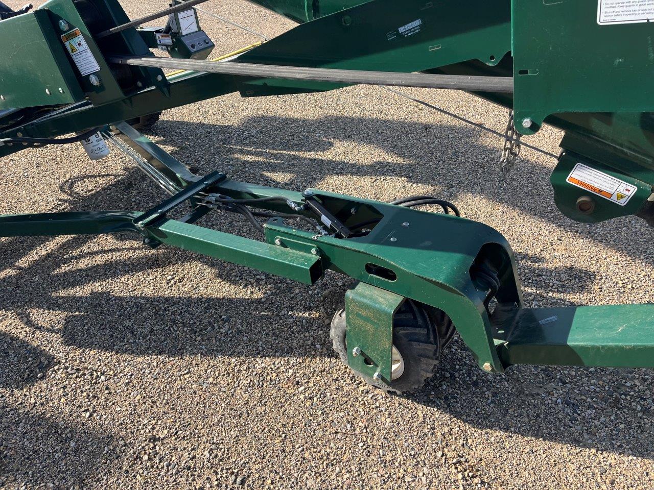 2023 GrainMaxx UTX-44 Grain Auger