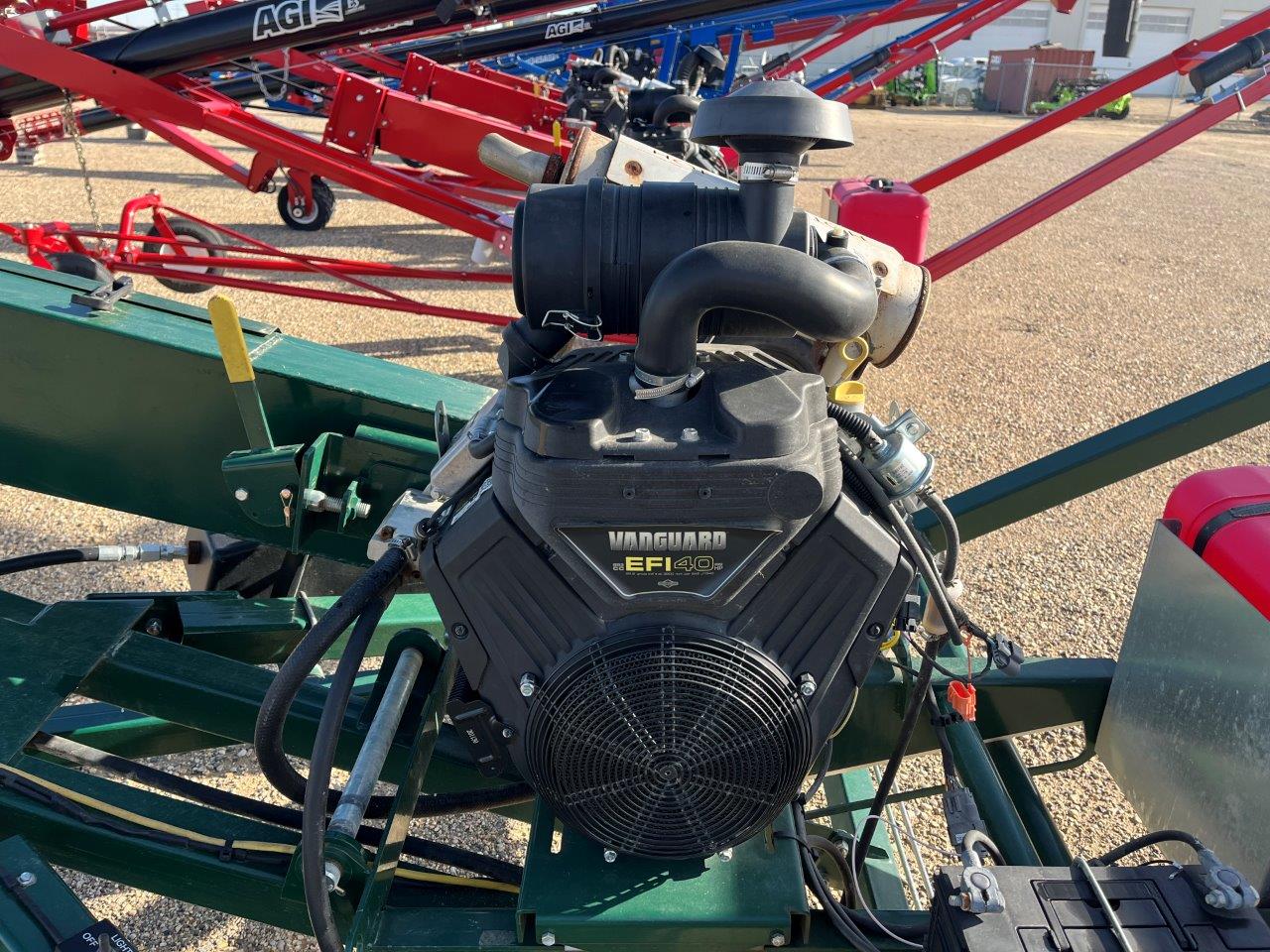 2023 GrainMaxx UTX-44 Grain Auger