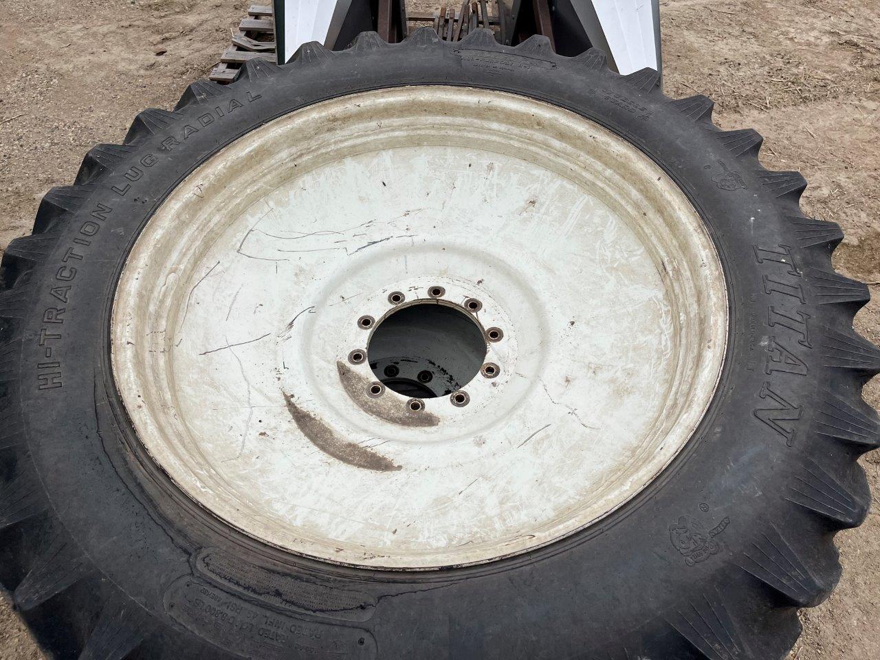 2011 Apache AS1020 Sprayer/High Clearance