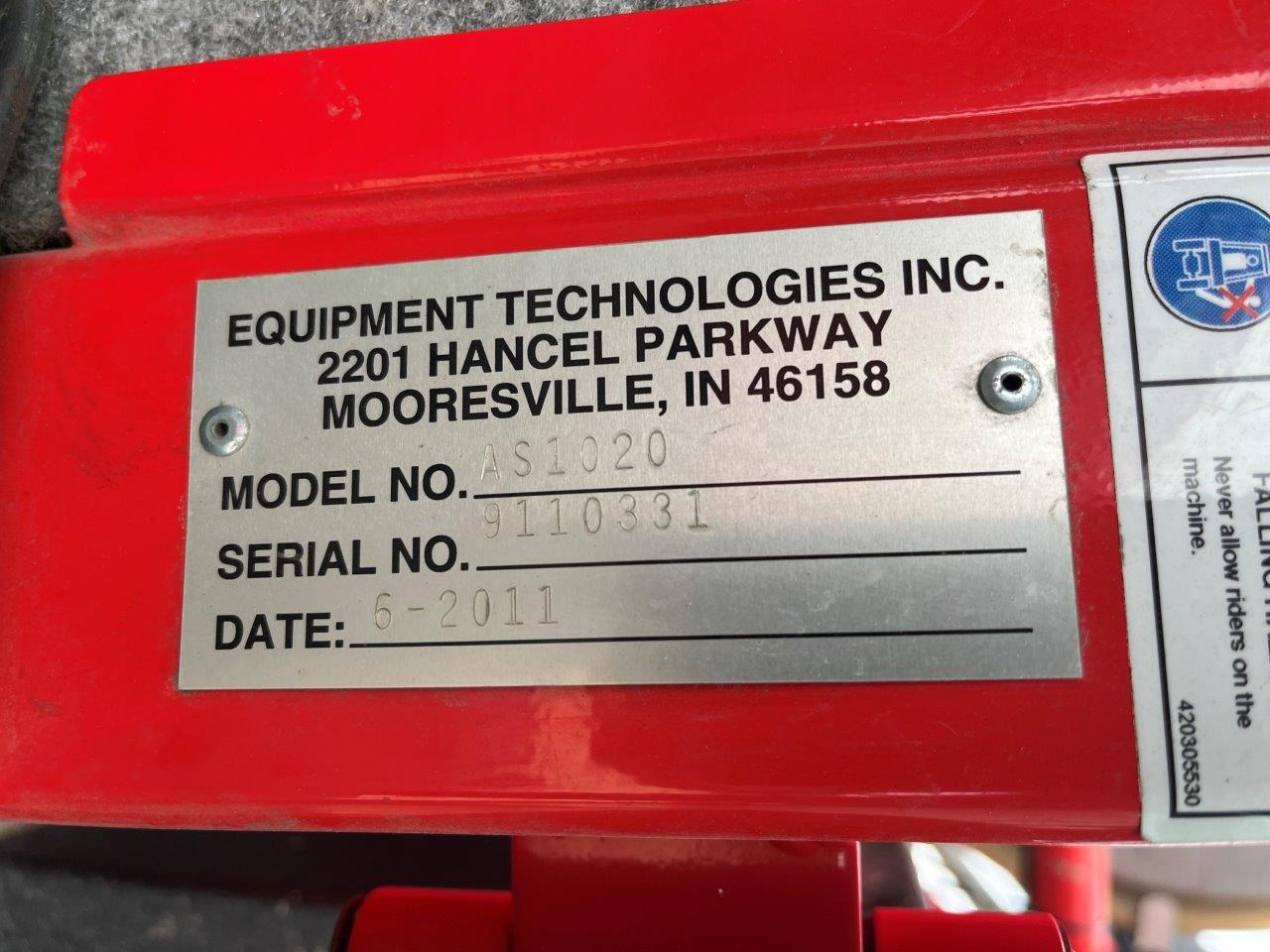 2011 Apache AS1020 Sprayer/High Clearance