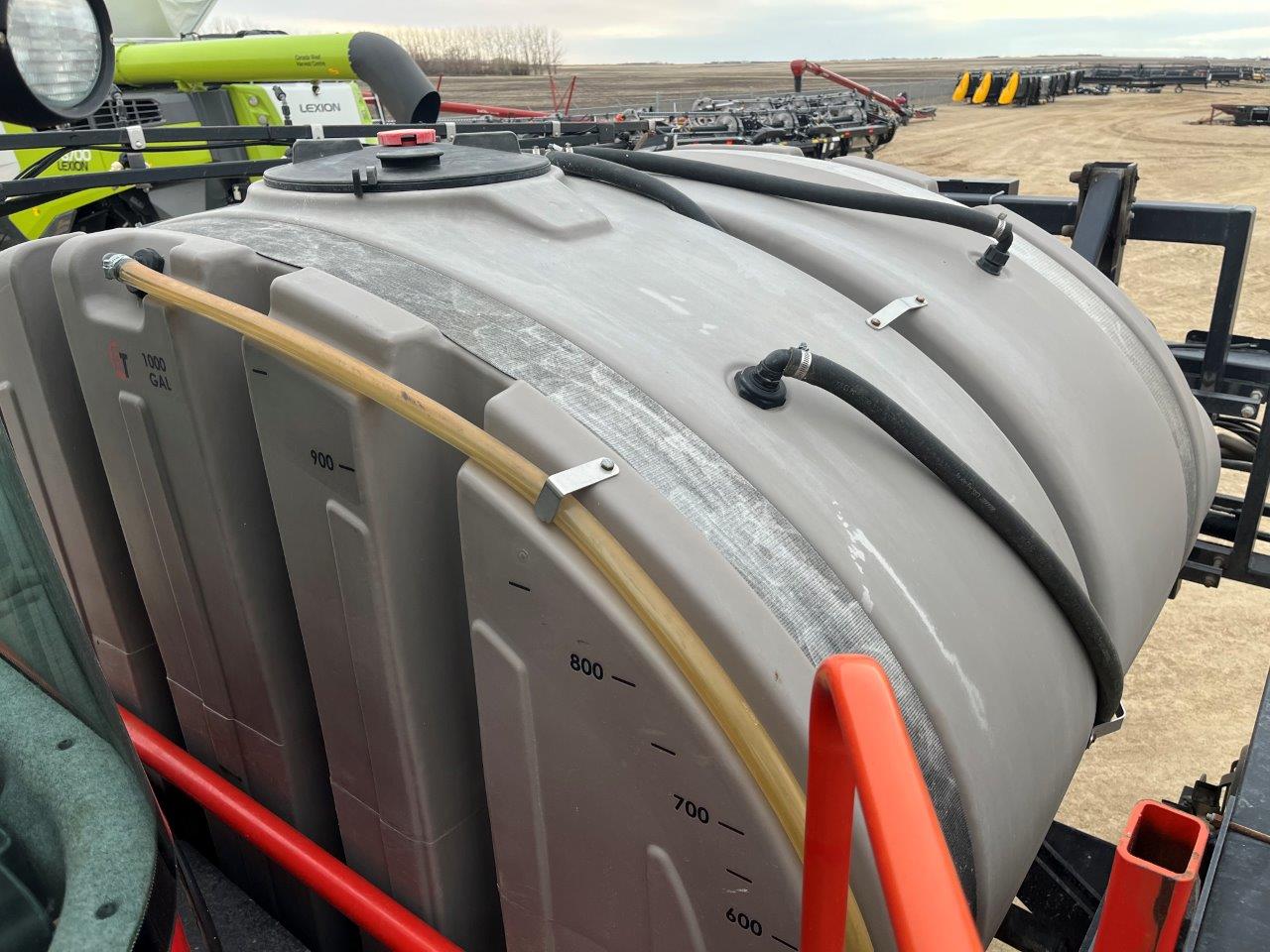 2011 Apache AS1020 Sprayer/High Clearance