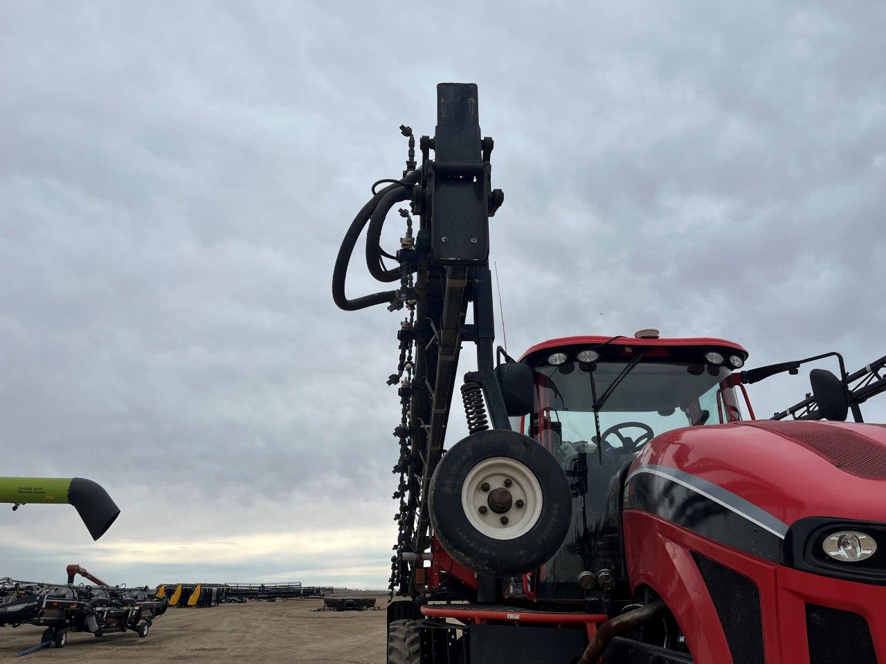 2011 Apache AS1020 Sprayer/High Clearance