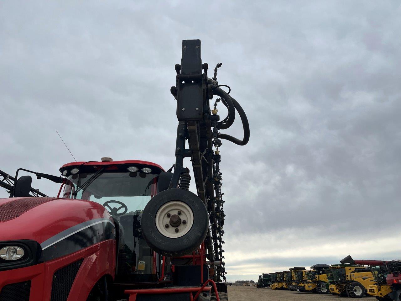 2011 Apache AS1020 Sprayer/High Clearance