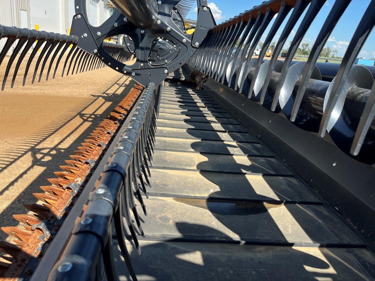 2021 MacDon FD145 DK CNH-21 Header Draper Flex