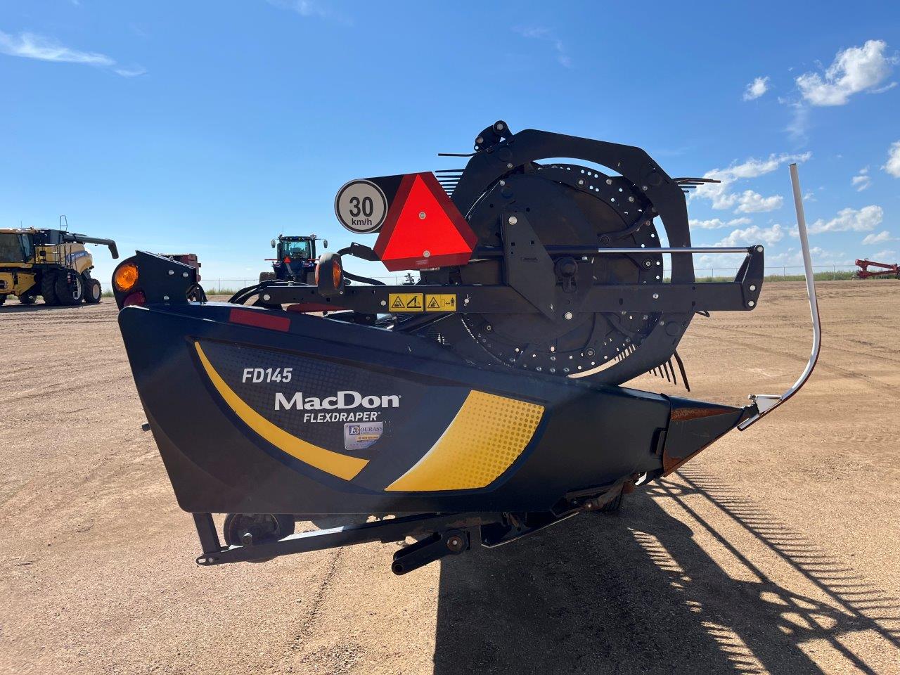 2021 MacDon FD145 DK CNH-21 Header Draper Flex