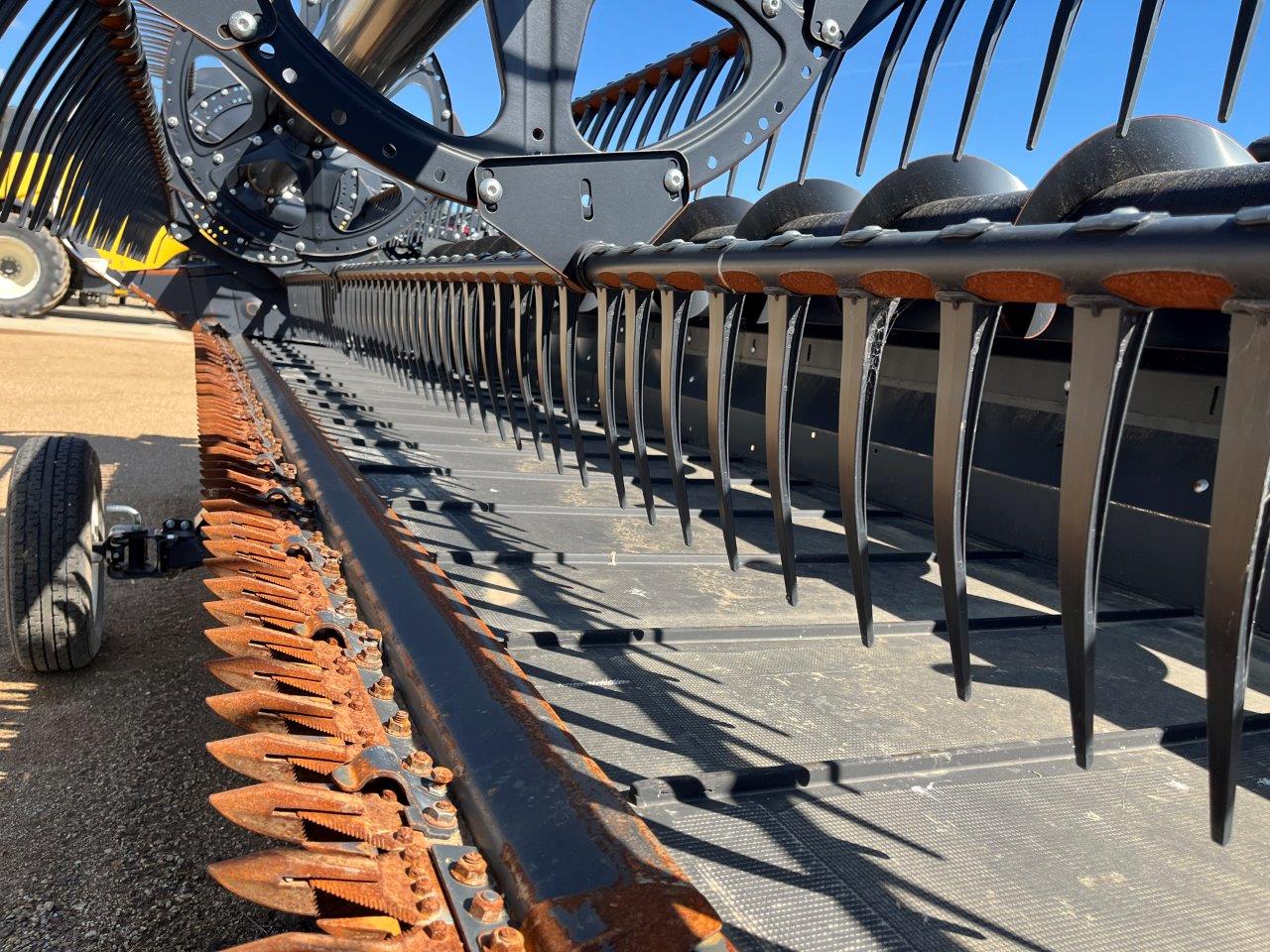 2021 MacDon FD145 DK CNH-21 Header Draper Flex