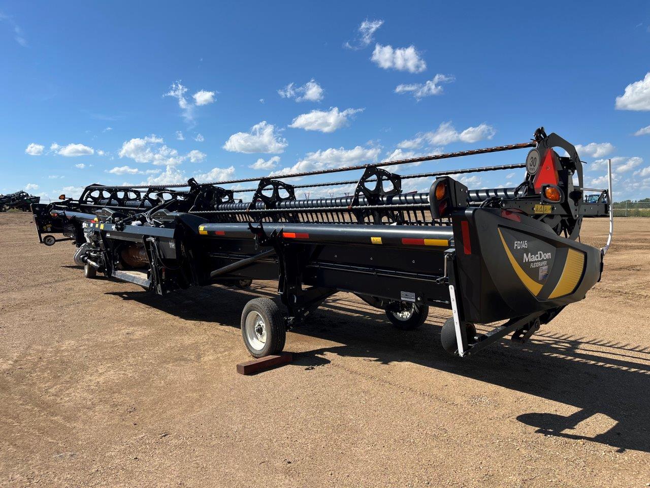 2021 MacDon FD145 DK CNH-21 Header Draper Flex