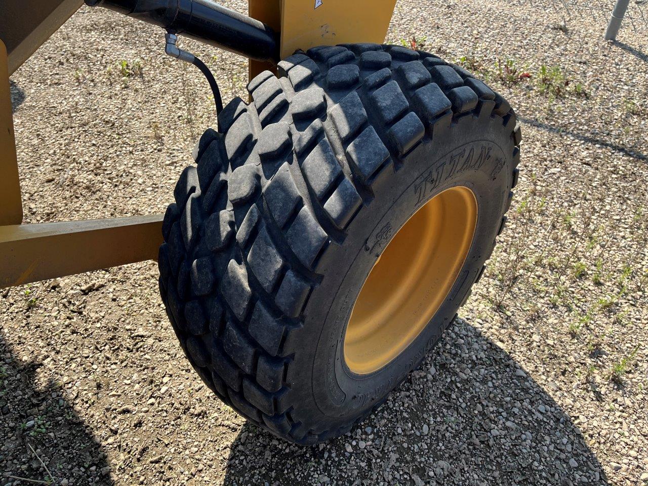 2017 Vermeer MC4500 - 15' Mower Conditioner/Disc