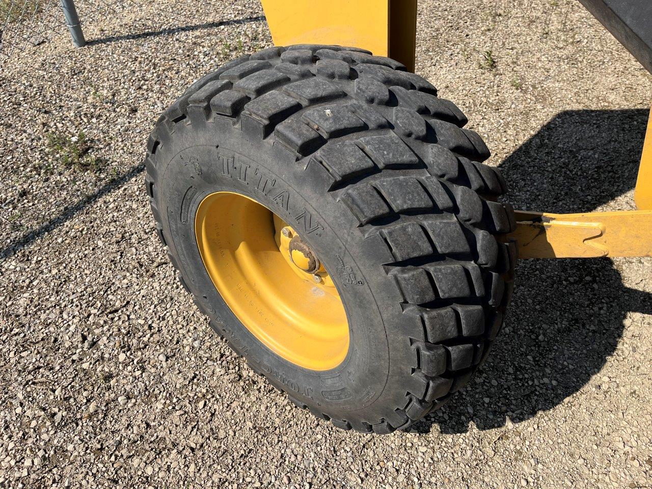 2017 Vermeer MC4500 - 15' Mower Conditioner/Disc