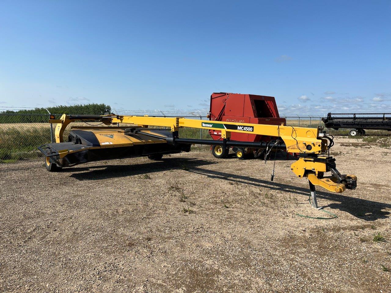 2017 Vermeer MC4500 - 15' Mower Conditioner/Disc