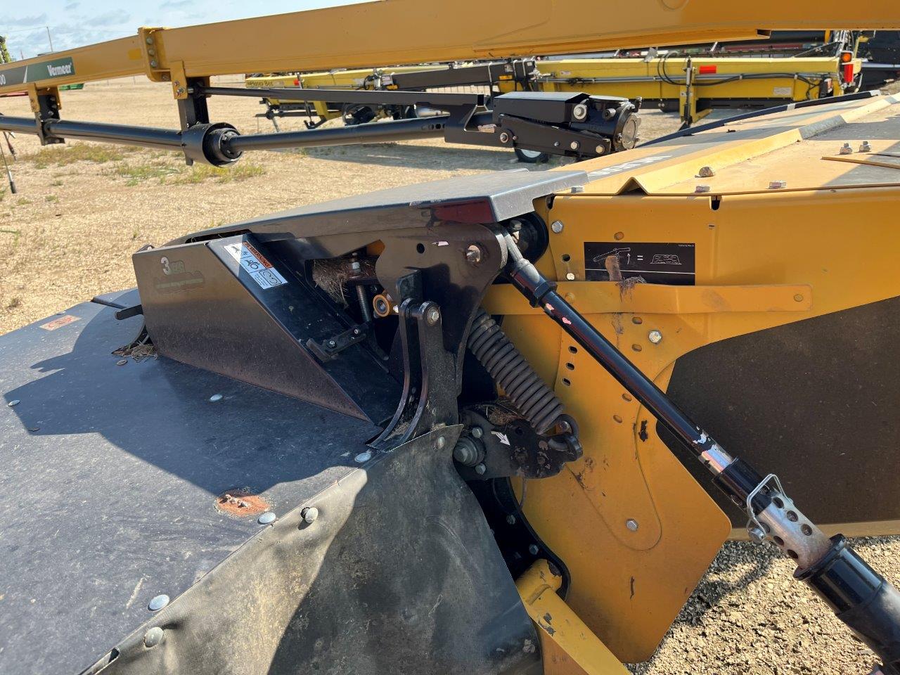 2017 Vermeer MC4500 - 15' Mower Conditioner/Disc