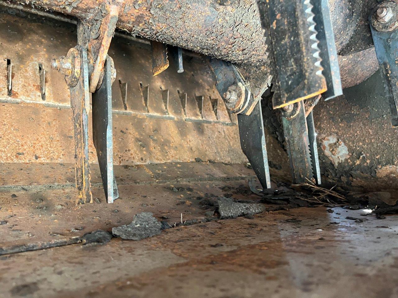 2017 New Holland CR8.90 Combine