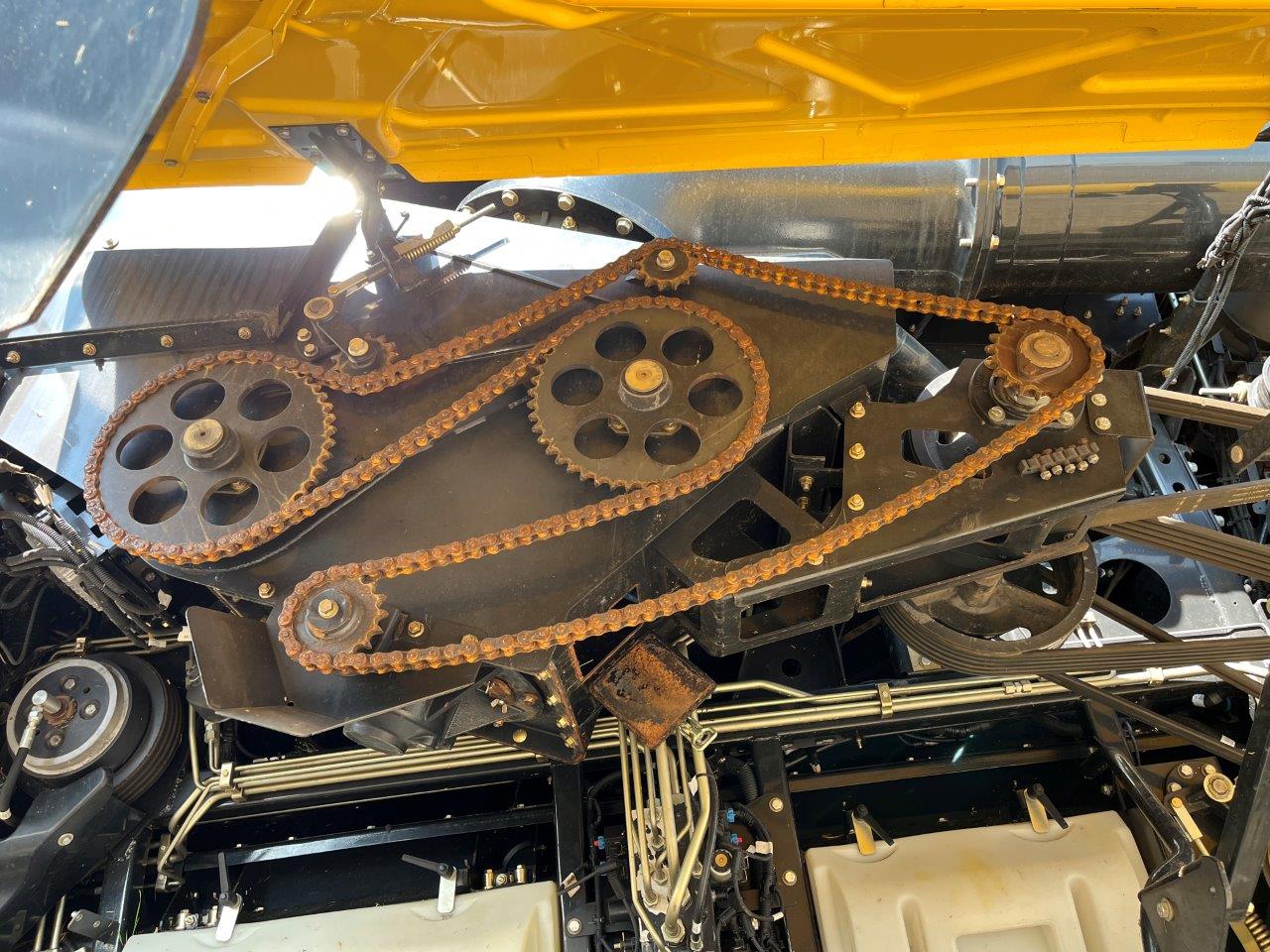 2015 New Holland CR9.90 Combine