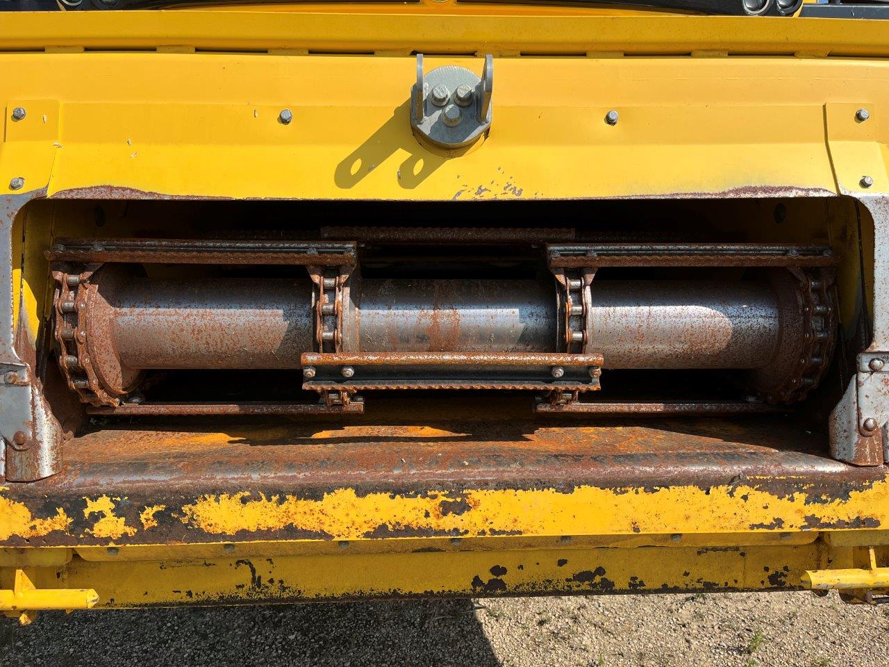 2015 New Holland CR9.90 Combine