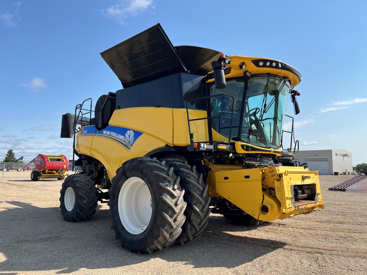 2015 New Holland CR9.90 Combine
