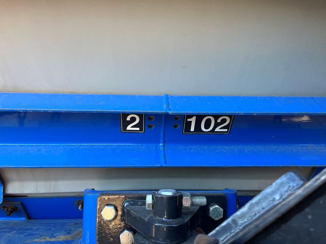 2015 New Holland P1060 Air Tank/Cart