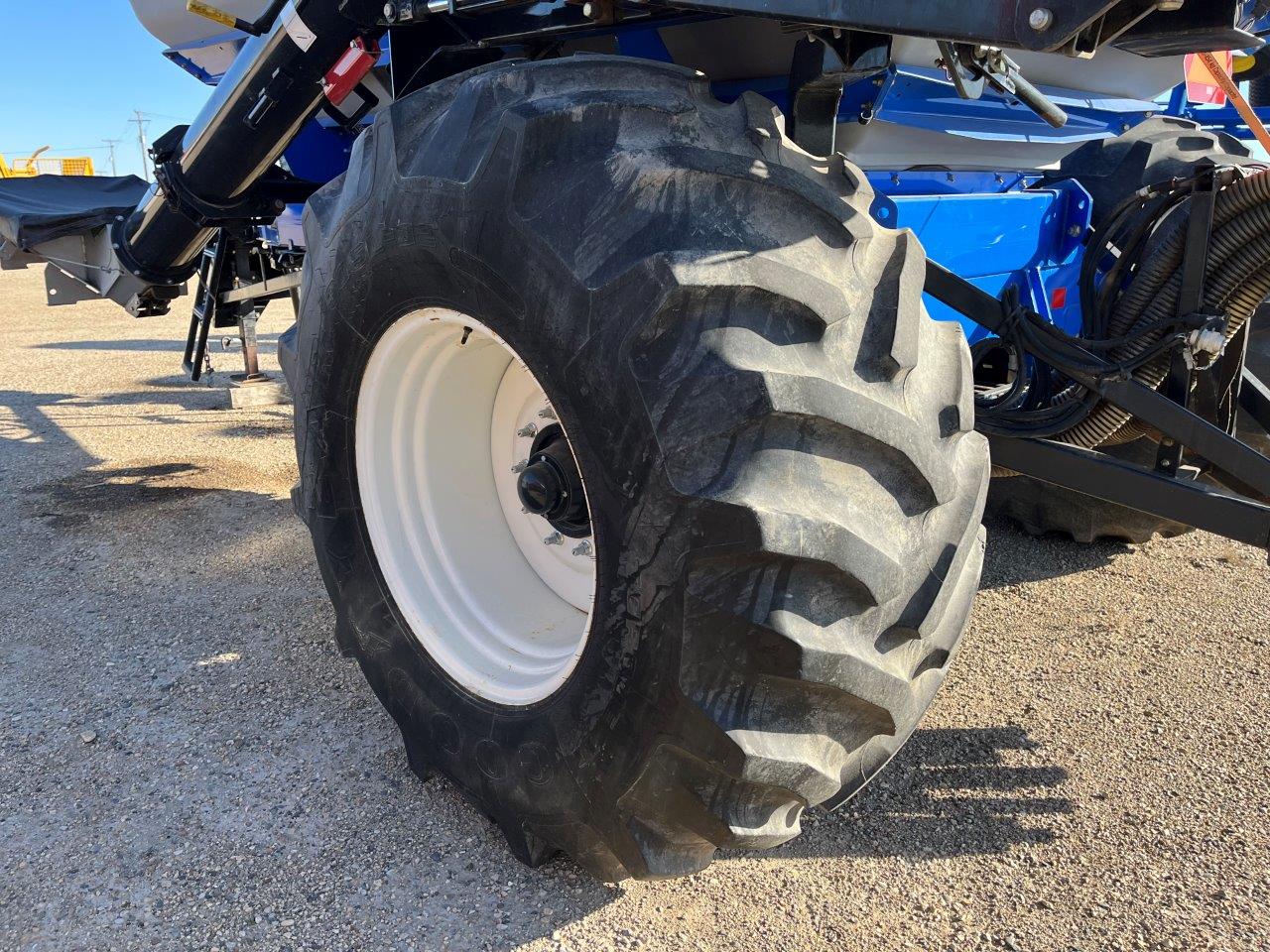 2015 New Holland P1060 Air Tank/Cart