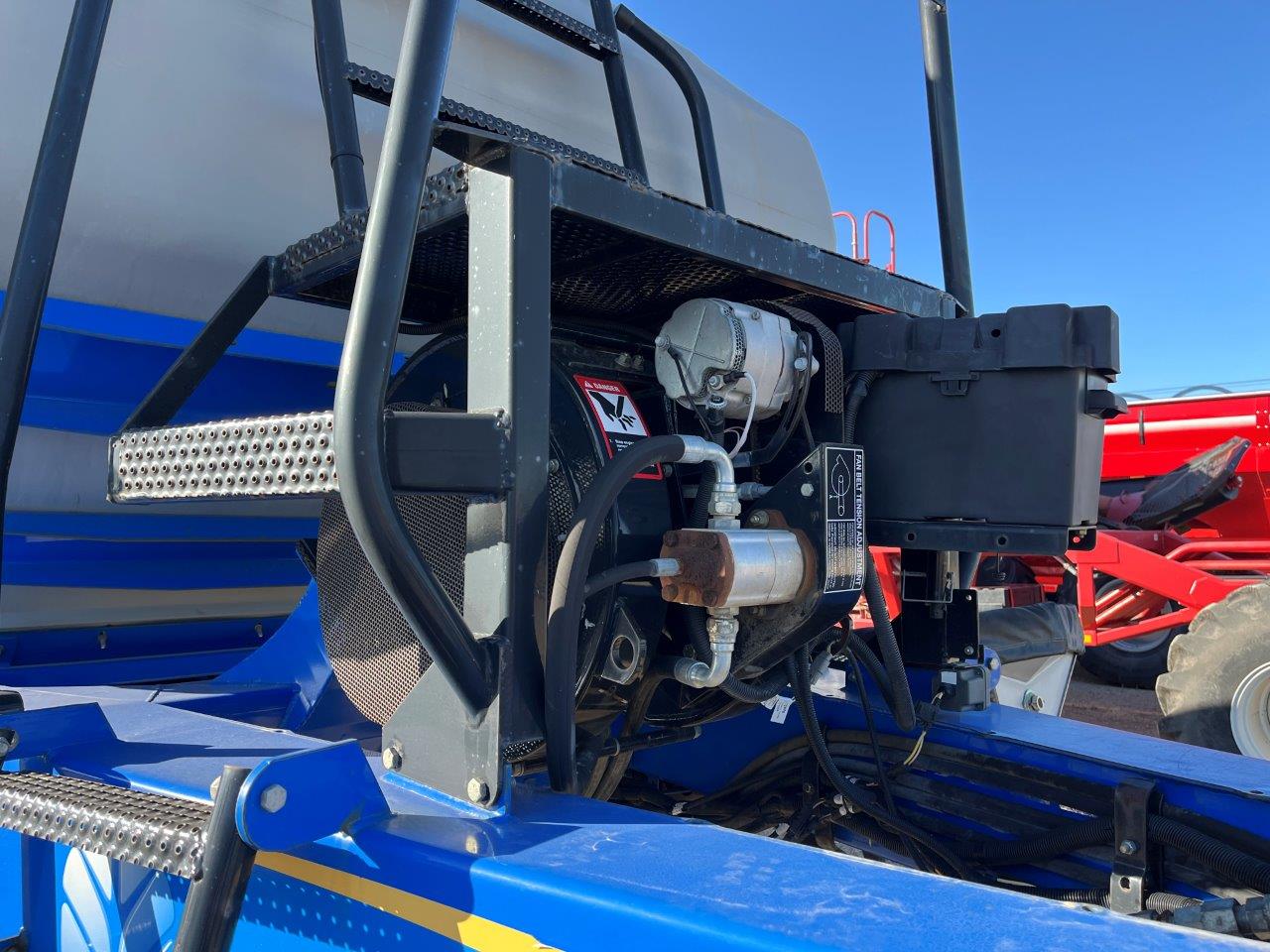 2015 New Holland P1060 Air Tank/Cart