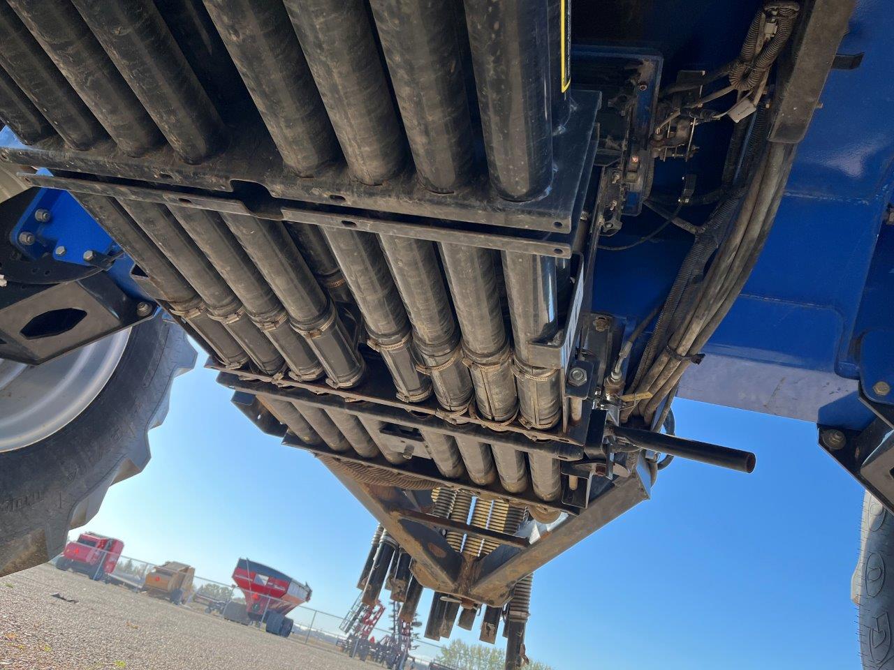 2015 New Holland P1060 Air Tank/Cart