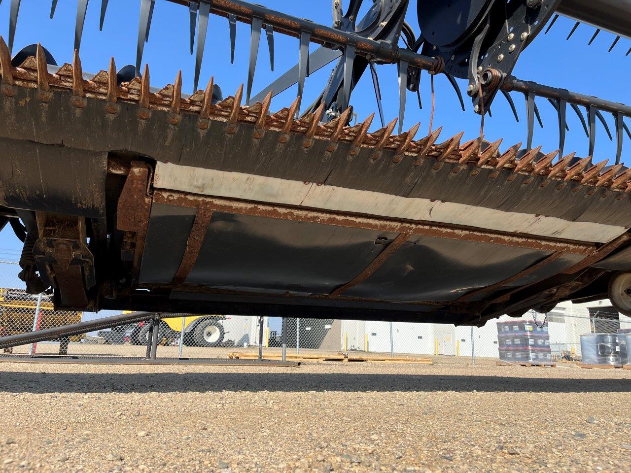 2016 MacDon FD75-40 DK CNH-6 Header Draper Flex