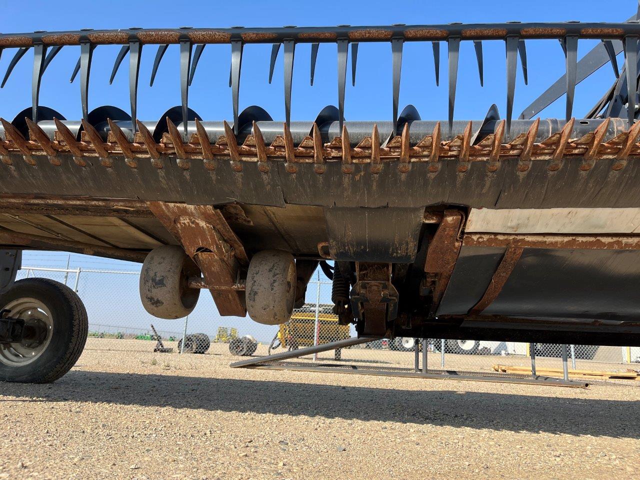 2016 MacDon FD75-40 DK CNH-6 Header Draper Flex